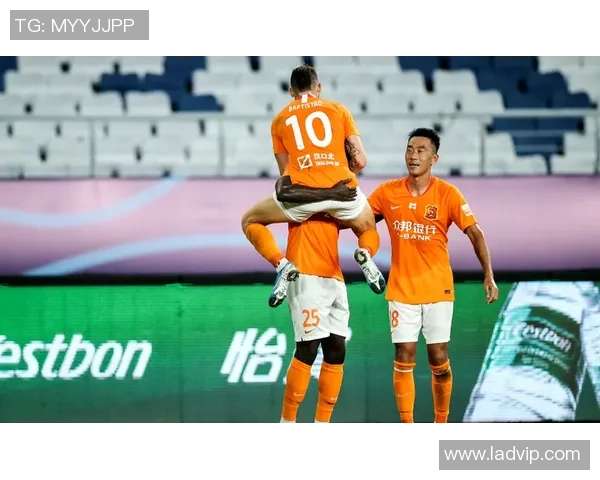 南京篮球队在大师赛积分榜中以66分稳居第一位置引发关注