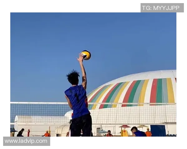 广州排球队在大师赛中的拼搏历程与成长故事分享 广州排球队在大师赛中的拼搏历程与成长故事分享