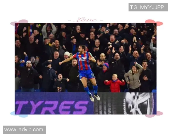 足球明星与前辈的珍贵对话视频揭示成长之路与职业生涯的启示 足球明星与前辈的珍贵对话视频揭示成长之路与职业生涯的启示